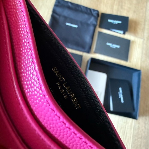 YSL Saint Laurent Fuchsia Cassandre Matelasse Card Case - NWT - Picture 3 of 7